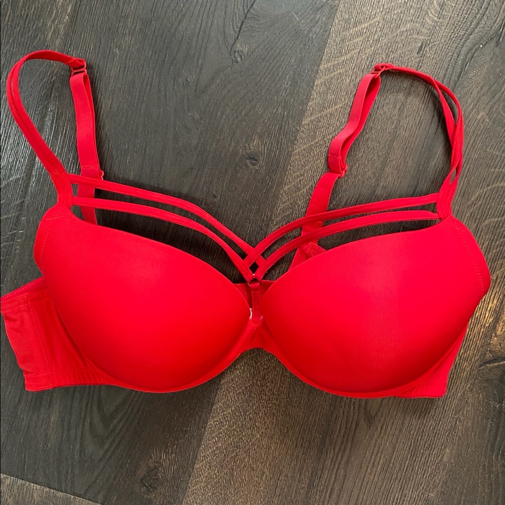 Cacique Lane Bryant Red Strappy Bra size 36D